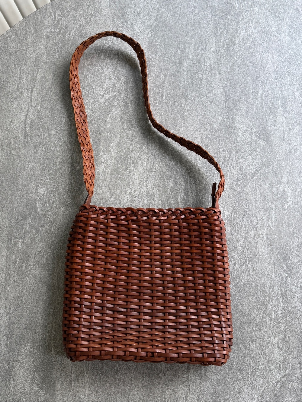 Italian Handmade Leather Bag Bag Brown woven leather handbag with braided strap